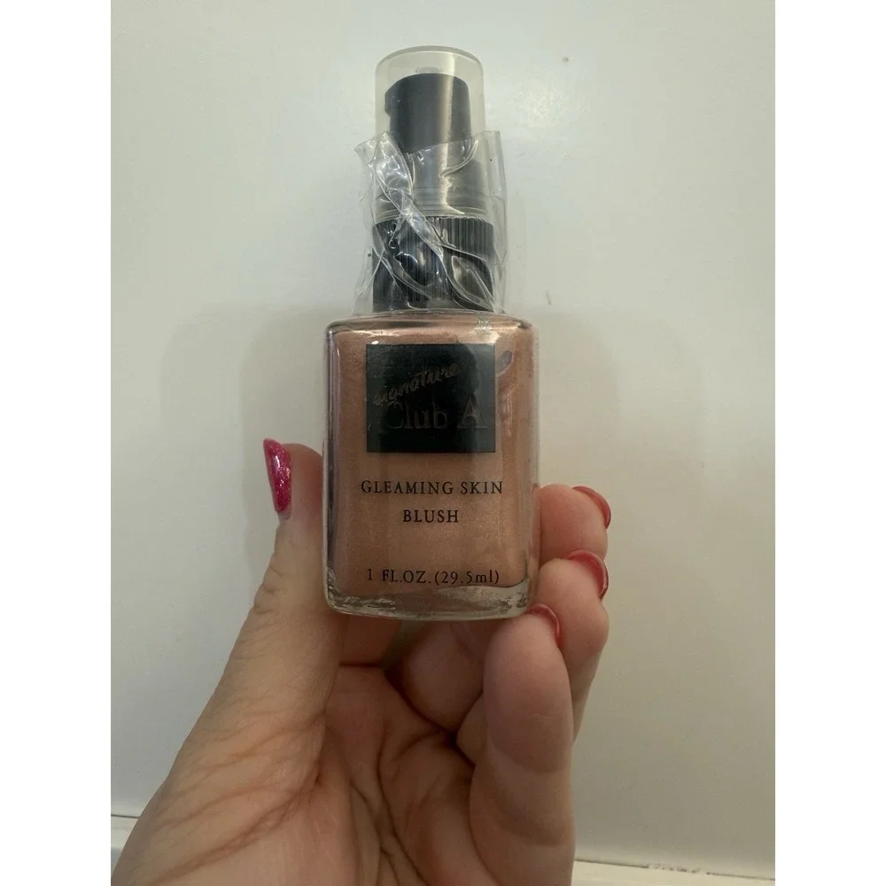 Signature‎ Club A Gleaming Skin Invisible Blush New 1 oz Sealed